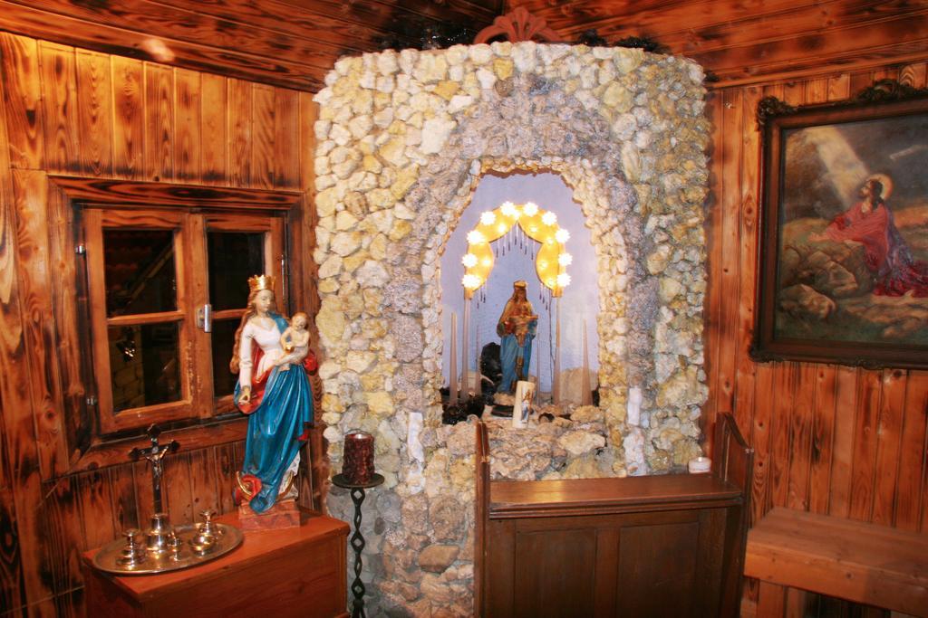 Hotel Zum Friedl زانكت أوزفالد المظهر الخارجي الصورة