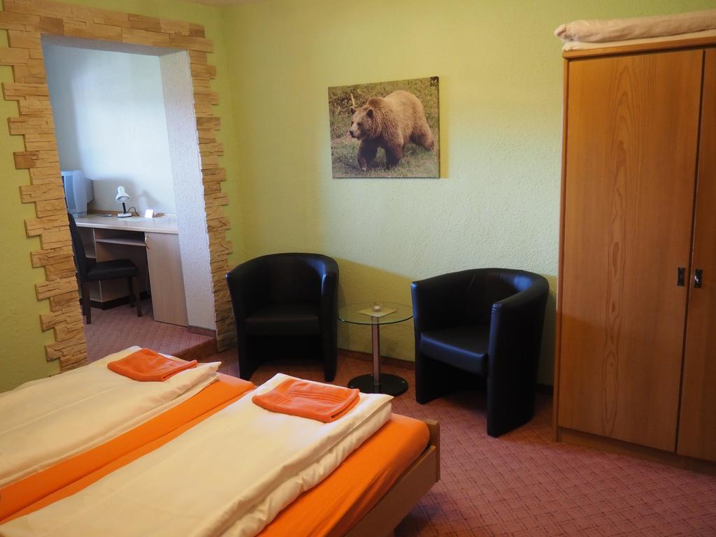 Hotel Zum Friedl زانكت أوزفالد المظهر الخارجي الصورة