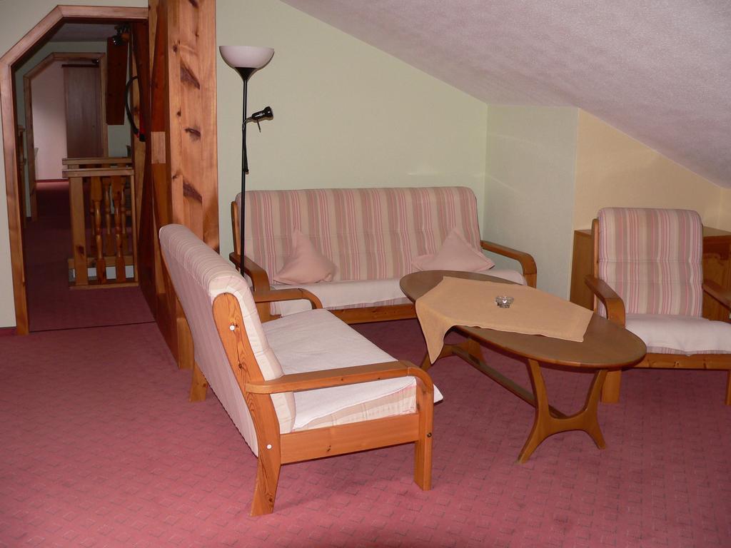 Hotel Zum Friedl زانكت أوزفالد المظهر الخارجي الصورة