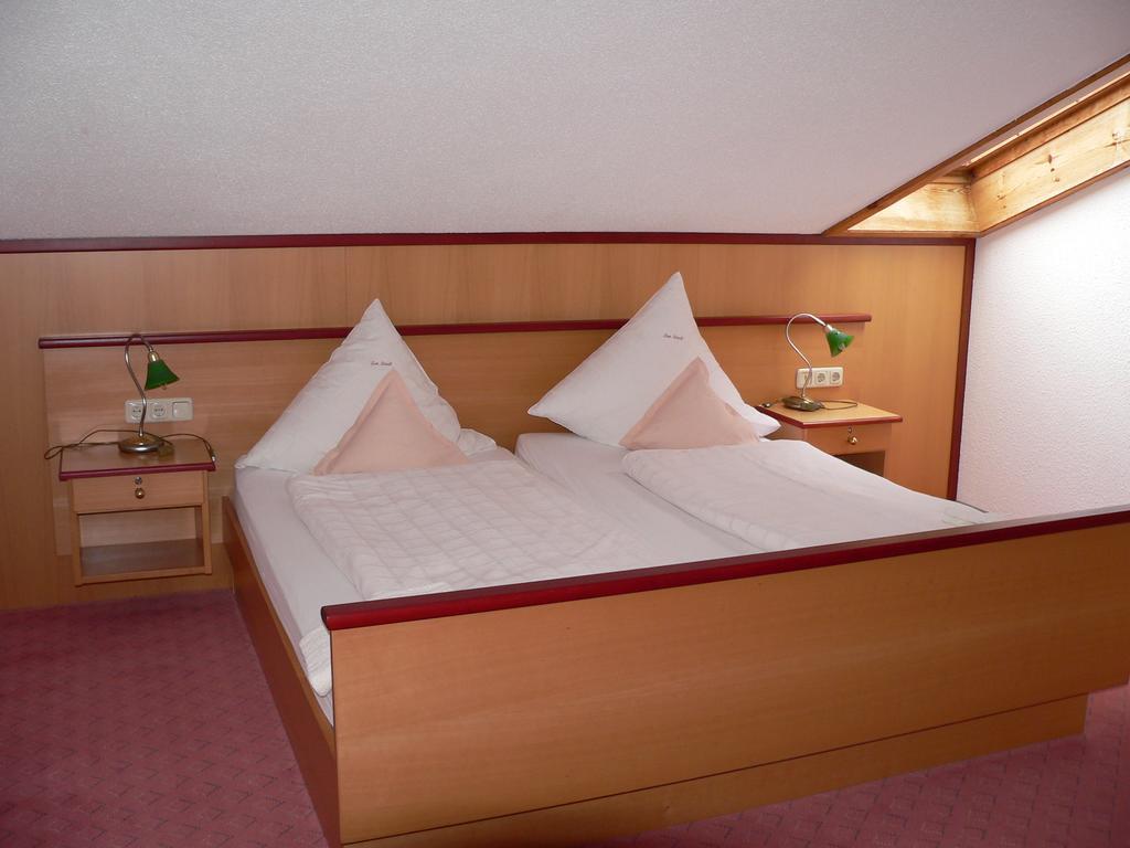 Hotel Zum Friedl زانكت أوزفالد المظهر الخارجي الصورة