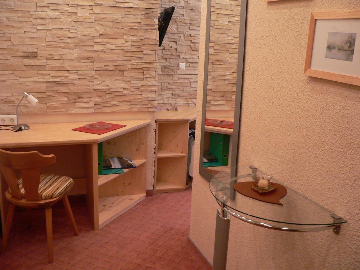 Hotel Zum Friedl زانكت أوزفالد المظهر الخارجي الصورة